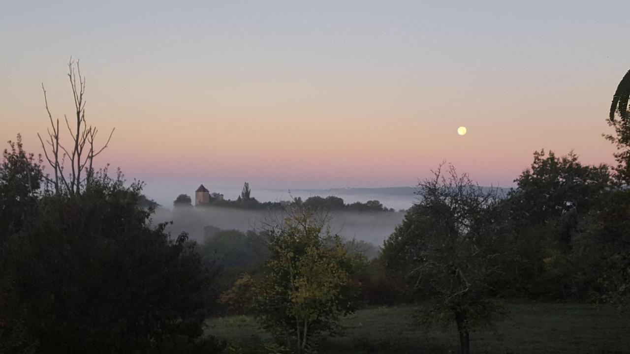 Au Soleil Couchant Saint-Julien-de-Lampon Buitenkant foto
