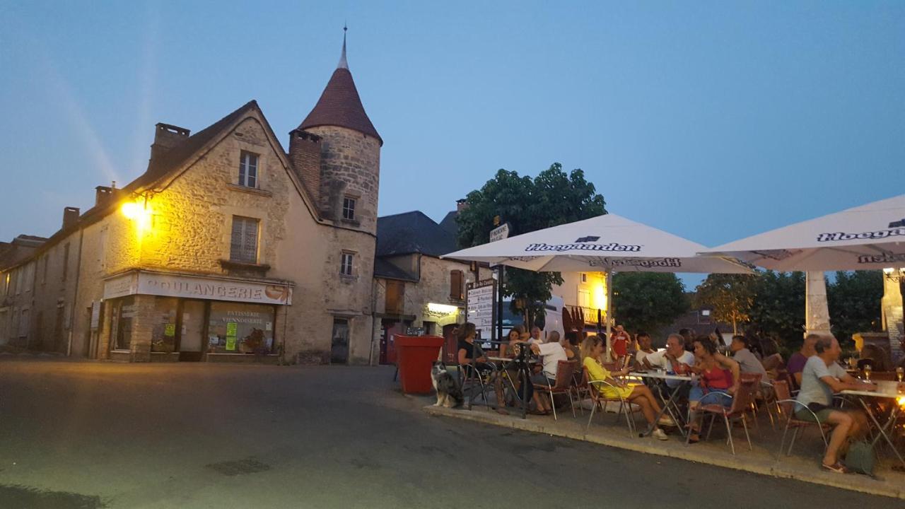 Au Soleil Couchant Saint-Julien-de-Lampon Buitenkant foto