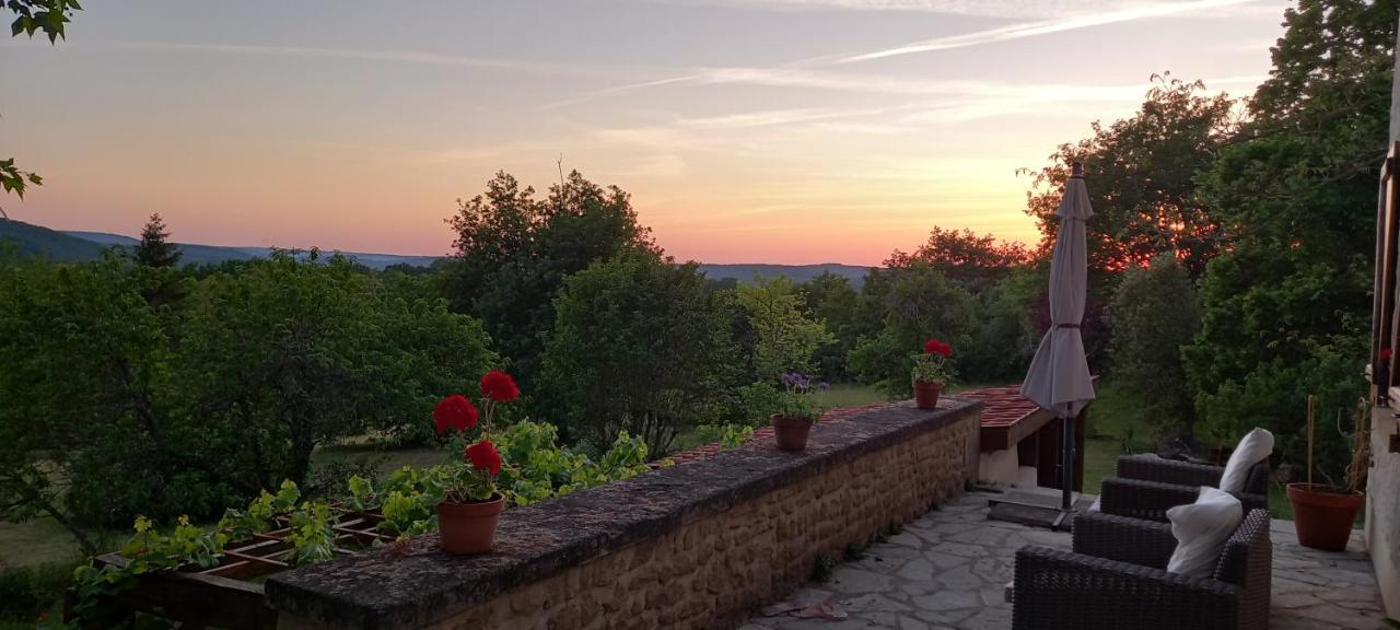 Au Soleil Couchant Saint-Julien-de-Lampon Buitenkant foto